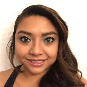 Meet your Posher, Stacey